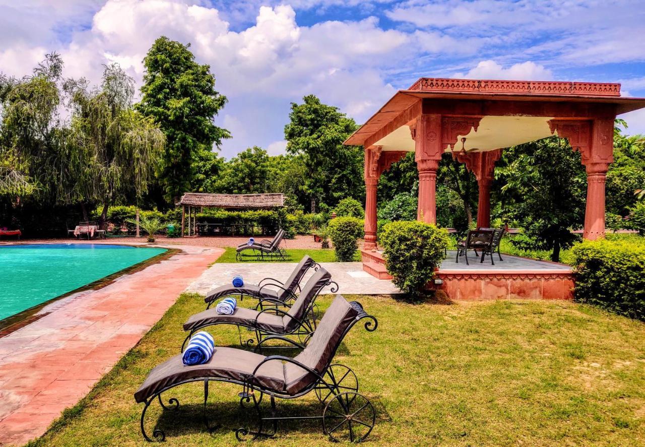 Umaid Palace - A Lakeside Heritage Palace Resort Near Jaipur Close To Bhangarh & Chand Baori Stepwell Abhaneri Dubbī 외부 사진