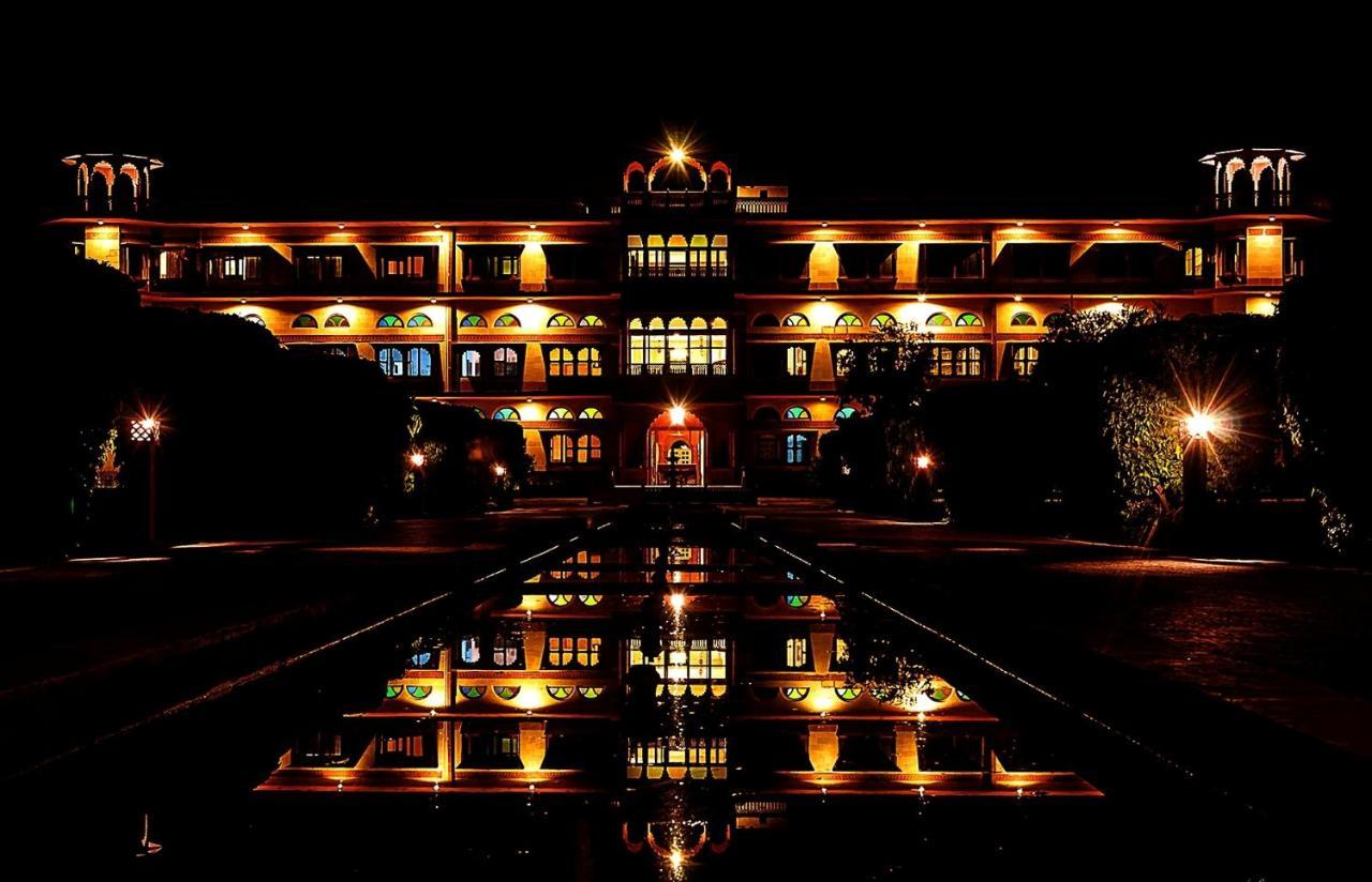 Umaid Palace - A Lakeside Heritage Palace Resort Near Jaipur Close To Bhangarh & Chand Baori Stepwell Abhaneri Dubbī 외부 사진